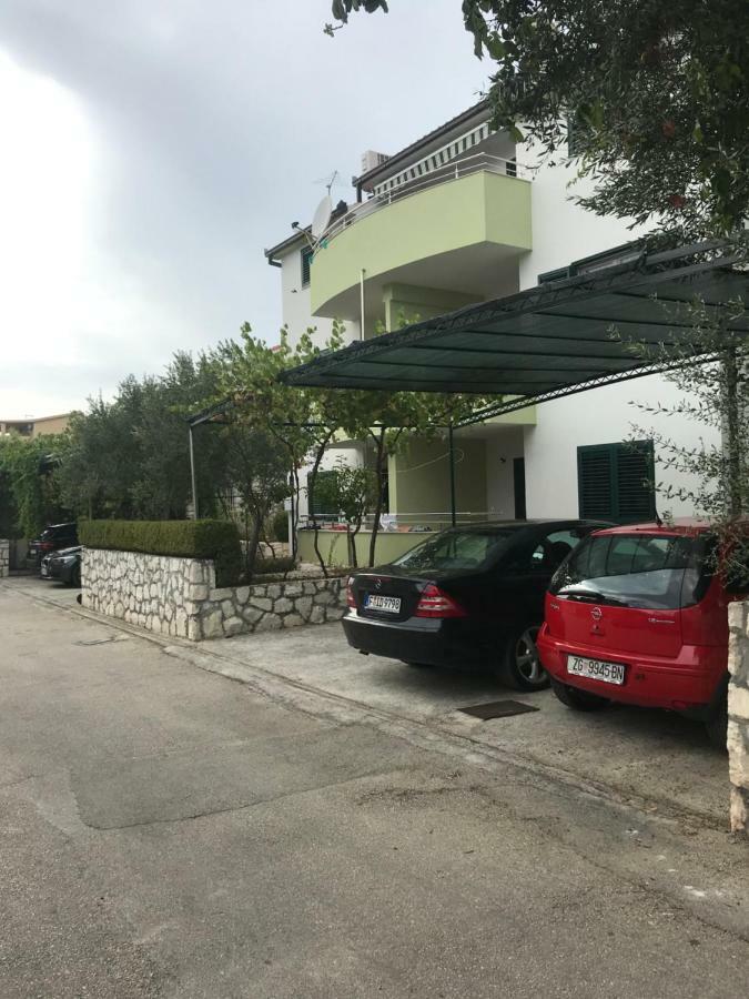 Apartments Milka Trogir Exterior foto